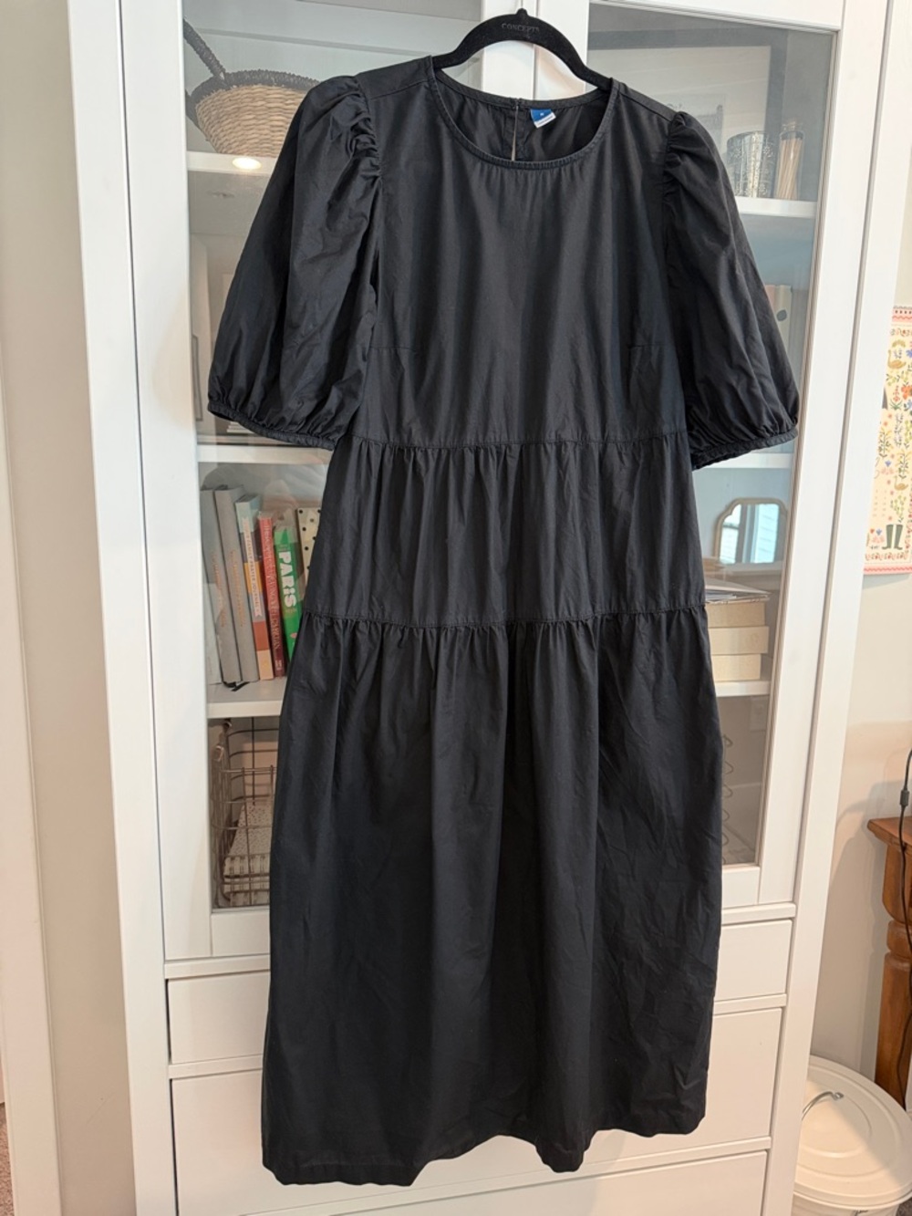 Old Navy Black Puff-Sleeve Tiered Midi Dress